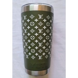 Yeti Louis Vuitton